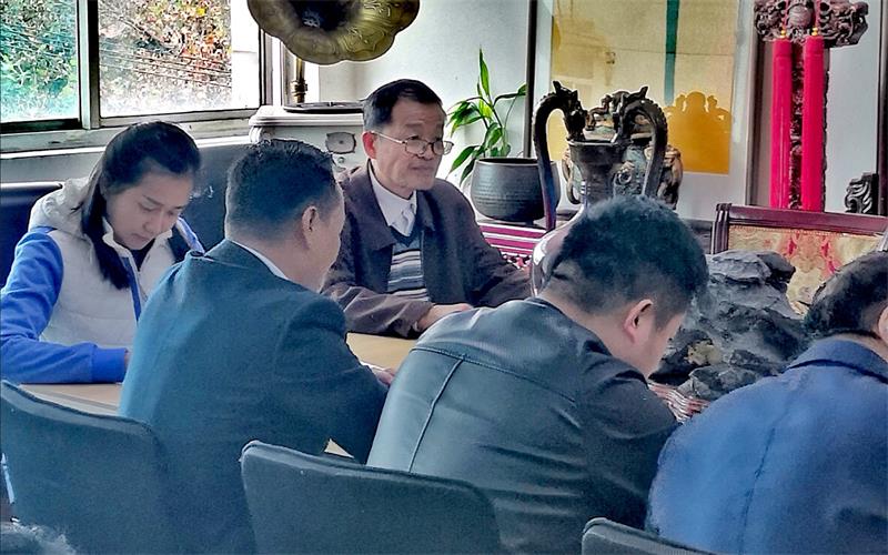 集團領(lǐng)導(dǎo)班子“不忘初心、牢記使命”主題教育集中自學